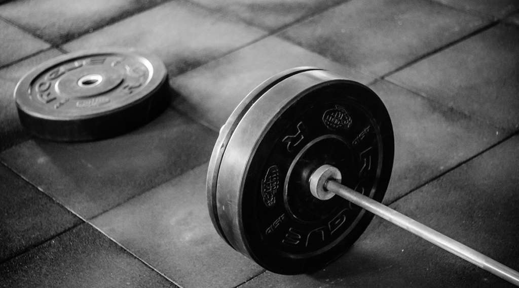 Reps vs Weight Which is Better for Building Muscle Mass